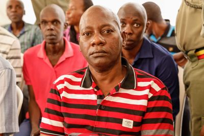 Den selvudnævnte præst Paul Mackenzie ses under sin fremstilling i retten ved Mombasa Law Court i Mombasa den 19. oktober 2026.