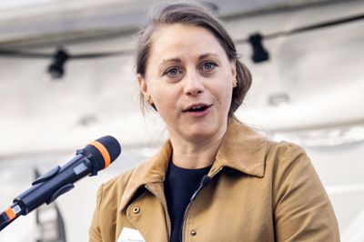 Overborgmester i København, Sisse Marie Welling (SF), kritiserer statsminister Mette Frederiksen (S) på Instagram for »at skabe et forkert billede af, hvad der foregår i København« i en debat om kød på plejehjem.