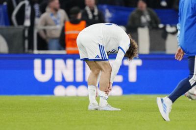 Et nyt lovforslag skal begrænse bettingreklamer i forbindelse med sportsbegivenheder. Forbuddene omfatter dog ikke logoer på fodboldtrøjer eller fysiske reklamer på eksempelvis stadioner.