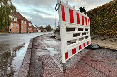 Cykelstien på Brårupvej får i denne uge lagt ny asfalt på.