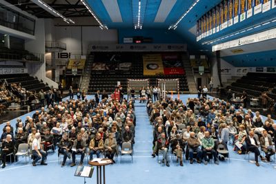 Godt 550 havde fundet vej til Sportscenter Ikast torsdag aften, da Mediehuset Ikast-Brande og Ikast-Brande Kommune inviterede til borgermøde om beredskab.