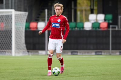 - Jeg får lidt spilletid hist og pist, men jeg vil selvfølgelig gerne have mere, siger Andreas Poulsen.