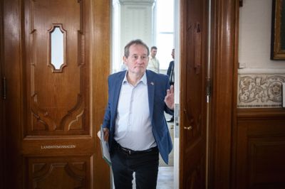 Peter Juel-Jensen vil ikke finde sig i den kritik, som Claus Hjort Frederiksen er kommet med.