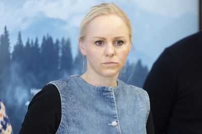 By-, land og transportminister Signe Munk udgår af regeringen på grund stress og erstattes af Karina Lorentzen, oplyser Statsministeriet.