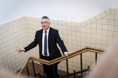 Forbrugerombudsmand Torben Jensen anbefaler, at virksomheder bruger konkrete udsagn i deres markedsføring - ikke brede udsagn som »bæredygtig«.