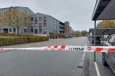 Politiets teknikere indsamlede tirsdag flere spor i Brændgårdsparken i sagen om forårets bandekonflikt.