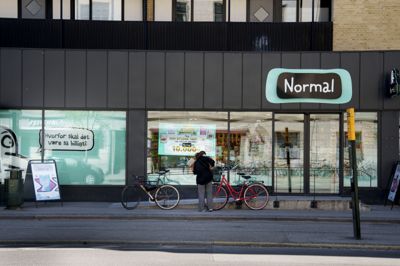 Denne Normal-butik på Frederiksberg er én af mere end 1000, der findes i de 14 lande, hvor kæden er til stede.