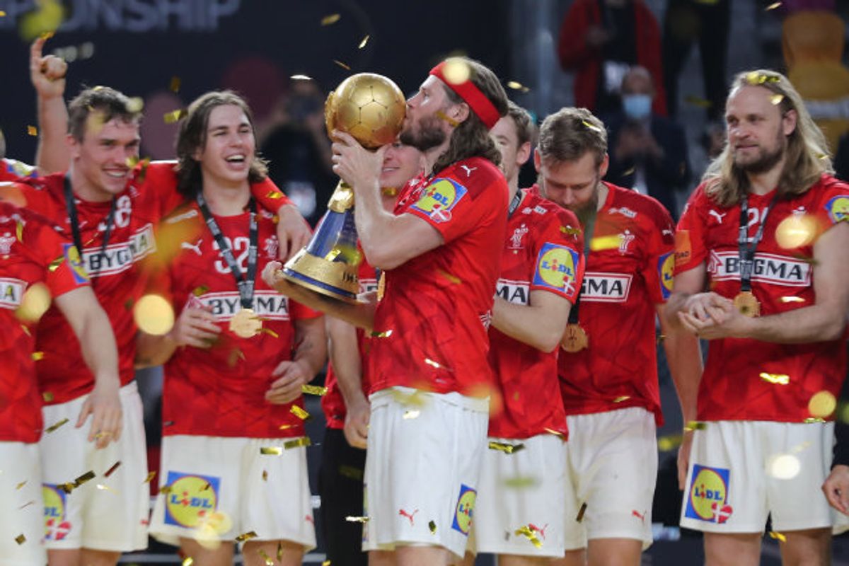 Den danske profil Mikkel Hansen, der til daglig spiller i franske PSG, var en af de helt store oplevelser under dette års VM. Fra at være tæt på at blive skurk i kvartfinalen mod Egypten rejste han sig i semifinalen og finalen, hvor han scorede henholdsvis 12 og 7 mål. Foto: Mohamed Abd El Ghany/Reuters