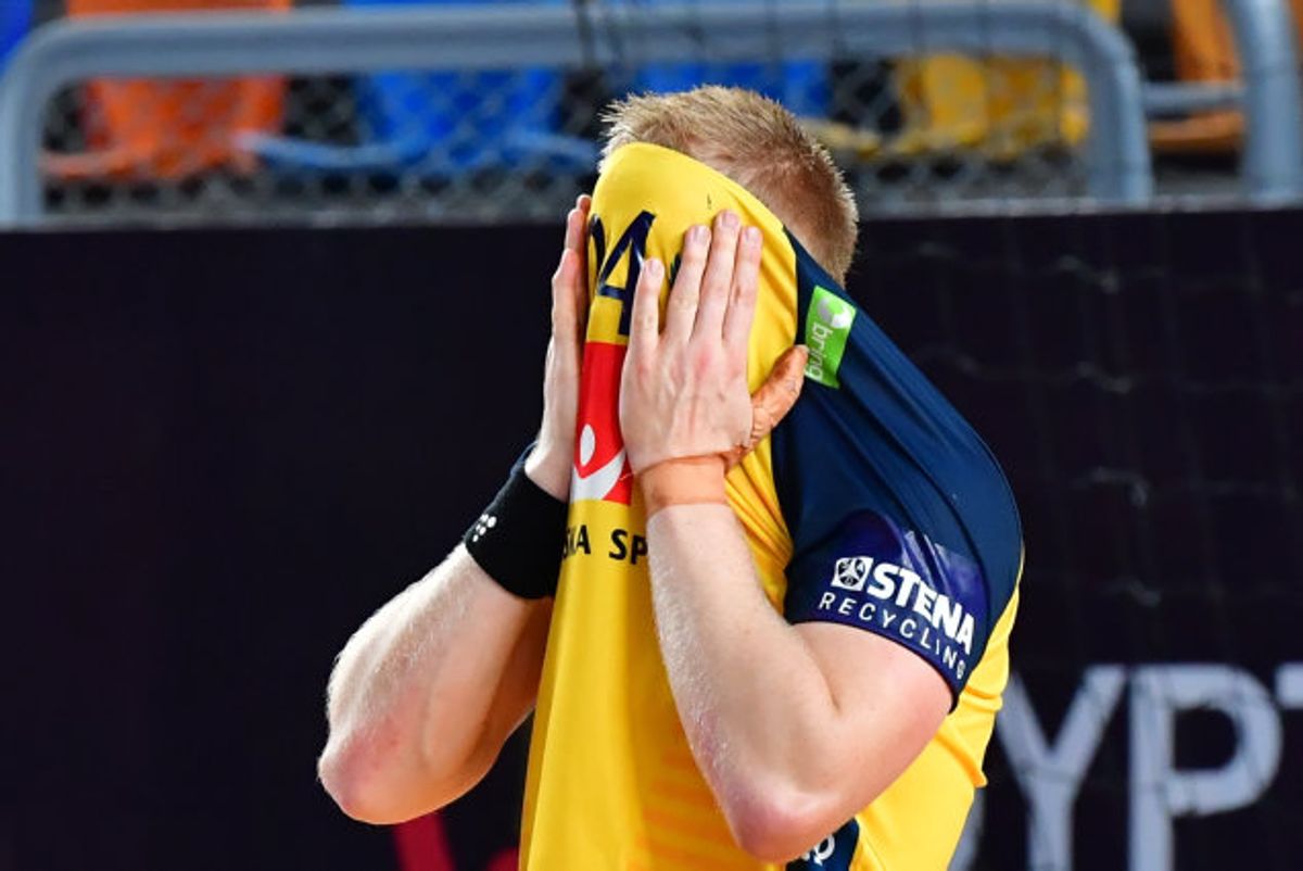 Svenskerne måtte tage til takke med sølvet. De følte ellers i løbet af kampen, at de havde “Danmark lidt på krogen”, sagde den svenske playmaker fra Flensburg-Handewitt, Jim Gottfridsson, efter kampen. Foto: 10030 Jonas Ekströmer/Tt/Scanpix