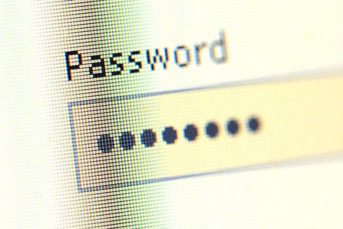 Lav gode passwords. Bland tal, bogstaver og specialtegn og lad være med at bruge ting som dit barnebarns fødselsdato eller lignende. Hav gerne mindst 3 gode kodeord, du skifter imellem. Klik videre i galleriet for flere gode råd. Arkivfoto.