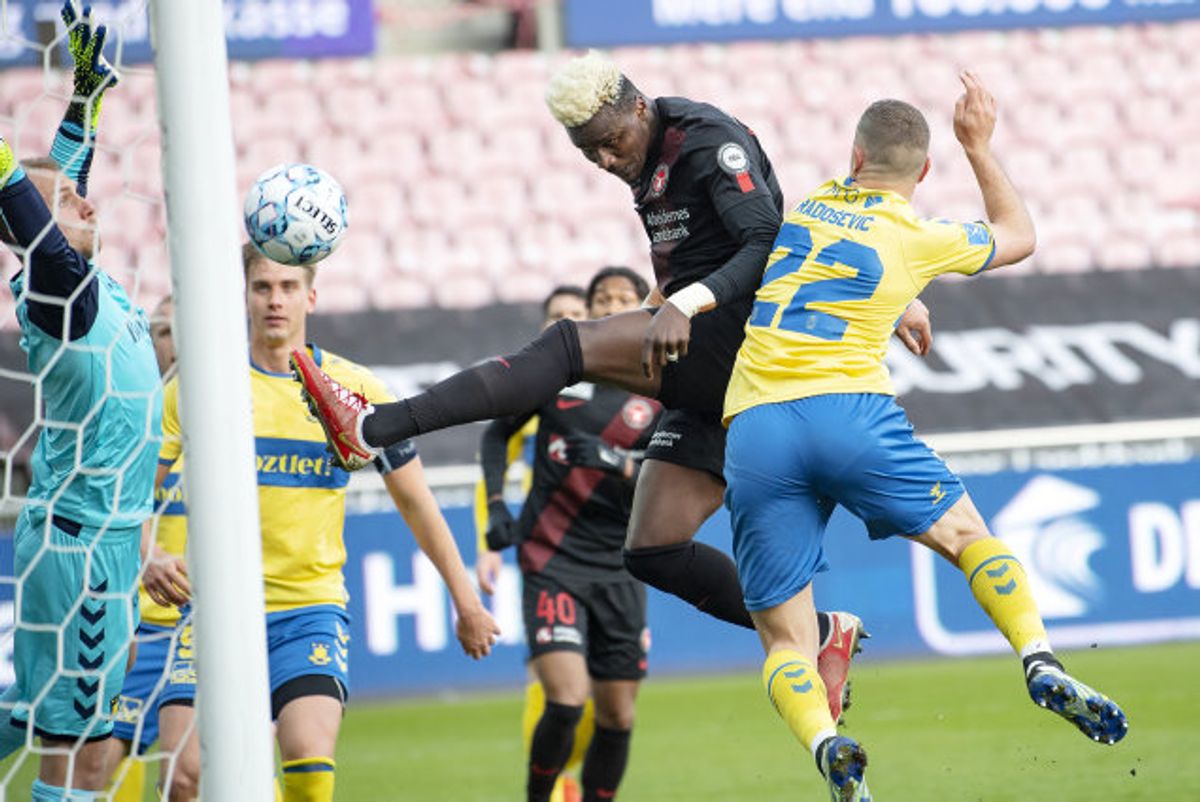 FC Midtjyllands Sory Kaba scorede kampens eneste mål, da midtjyderne vandt 1-0 over Brøndby i topkampen i Superligaen. Foto: Bo Amstrup/Scanpix