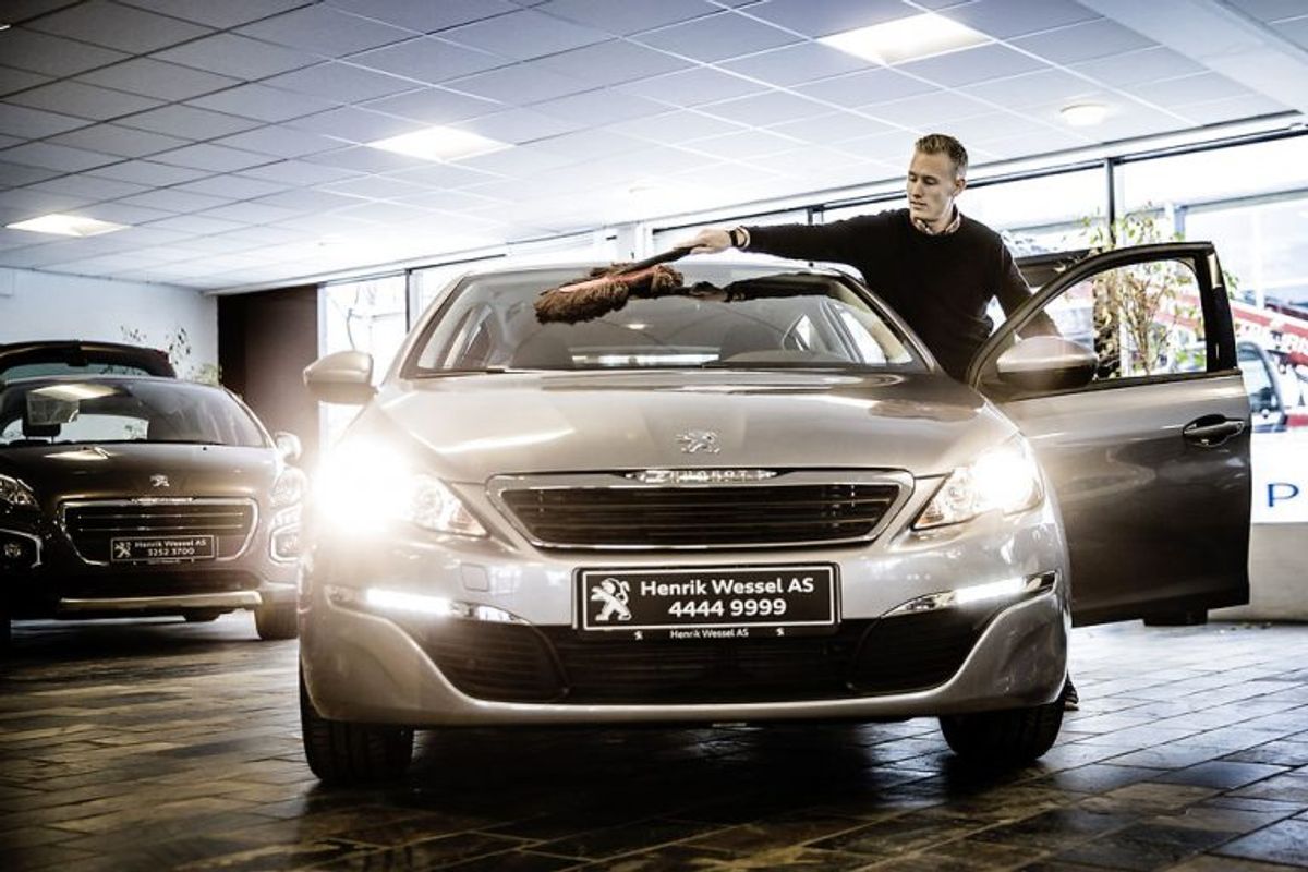 Peugeot 308 SW 2.0 BlueHDi 150 Allure ligger på 6. pladsen med 20,5 kilometer per liter. Den lover dog at kunne køre 25. Foto: Scanpix.