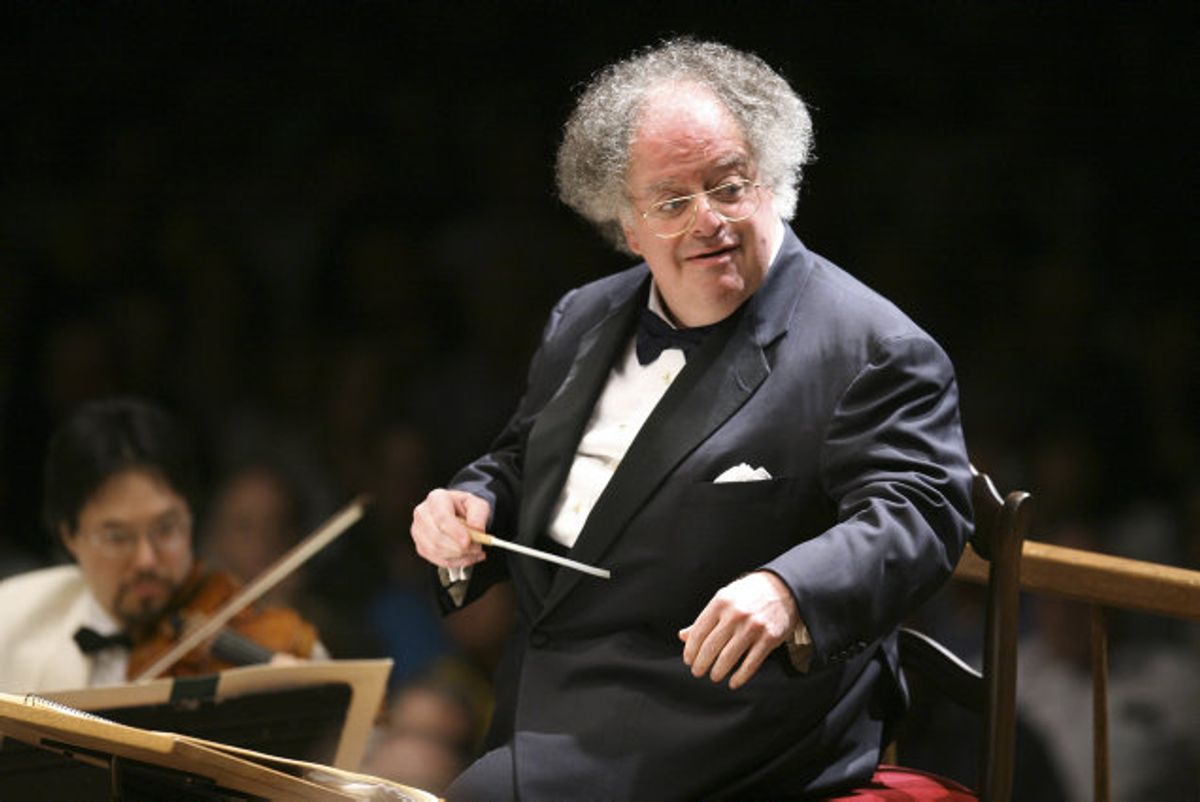 Dirigenten James Levine stod i spidsen for The Metropolitan Opera i New York i årtier, inden han blev fyret på grund af anklager om seksuelle overgreb og chikane mod yngre musikere. I sidste uge døde han i Californien i en alder af 77 år, oplyser hans læge. Foto: Michael Dwyer/Scanpix