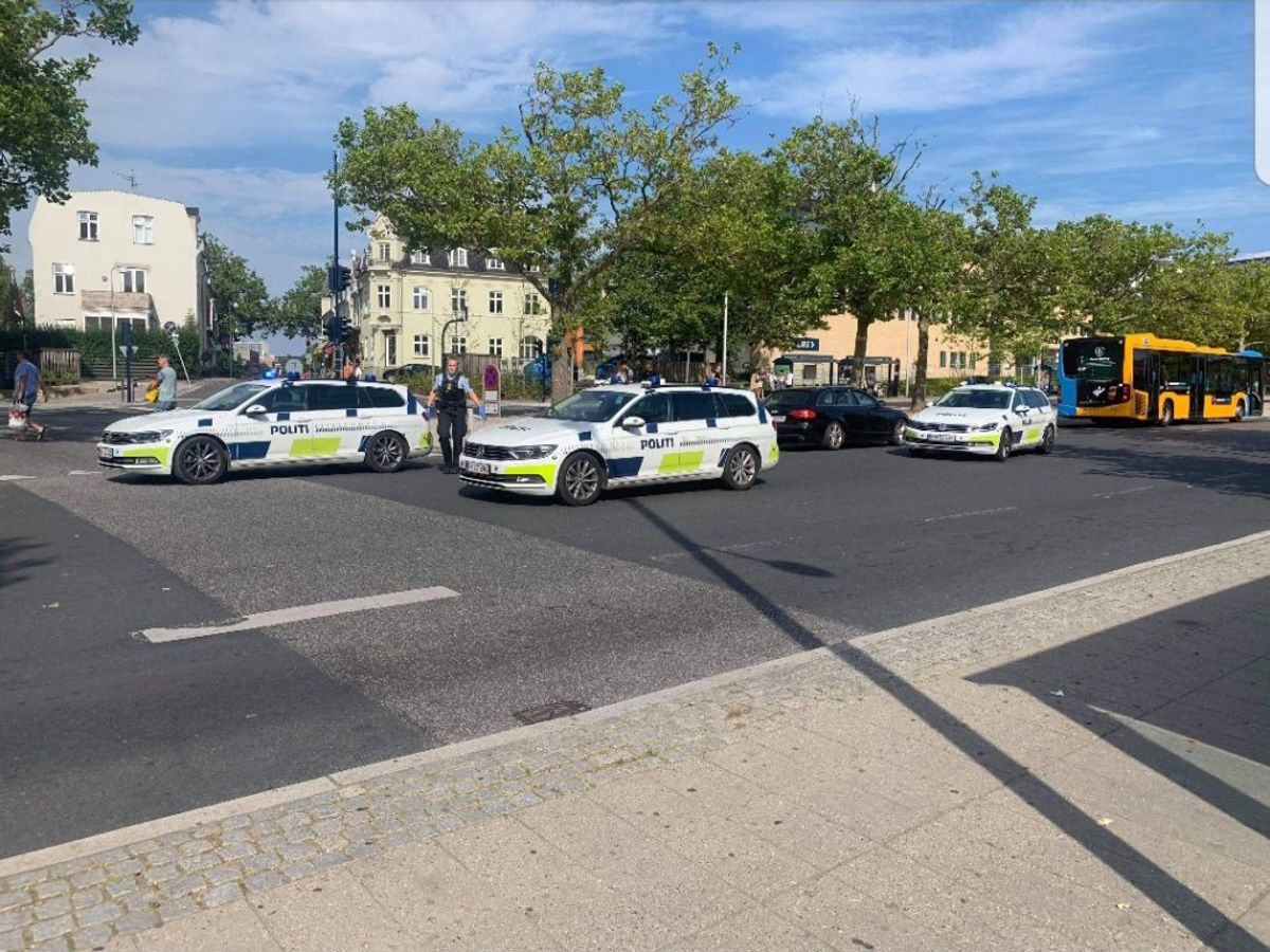 Det var her på Lyngby Station knivstikkeriet fandt sted. Foto: Presse-fotos.dk.