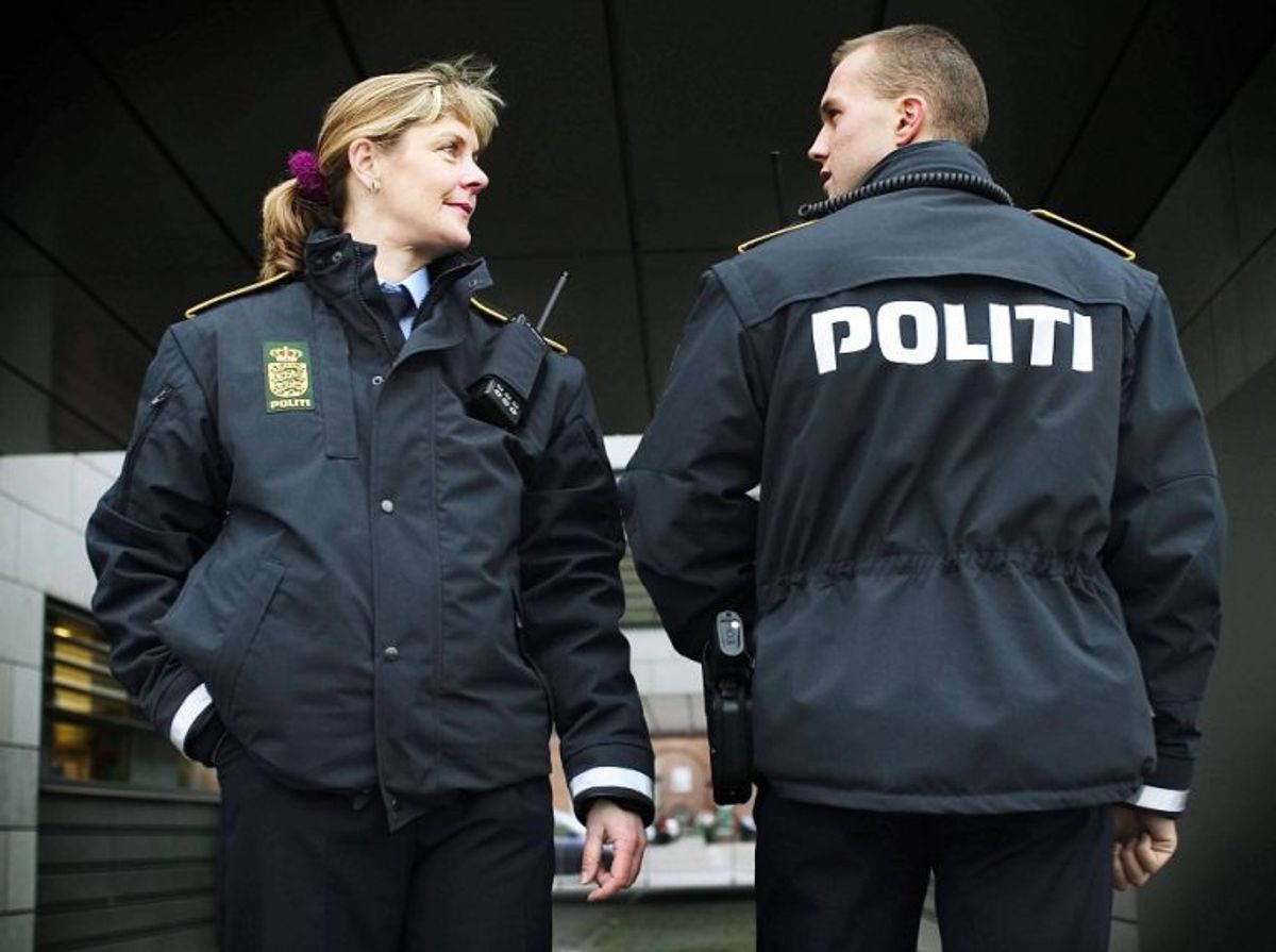 Politiet bliver ved med at gøre opsigtsvækkende fund. KLIK VIDERE OG SE, OM DU KAN GENKENDE DE MANGE TYVEKOSTER. Foto: Politi