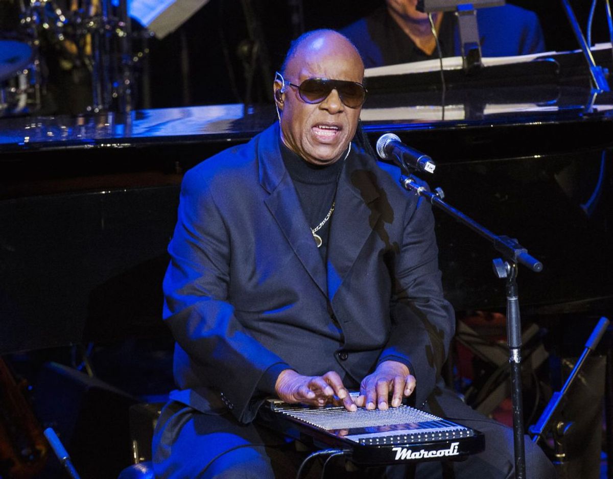 Stevie Wonder har hele 74 gange været nomineret til en Grammy Award og har 25 eksemplarer af statuetten samt et ditto æreseksemplar stående på hylderne. Foto: Scanpix/REUTERS/Lucas Jackson