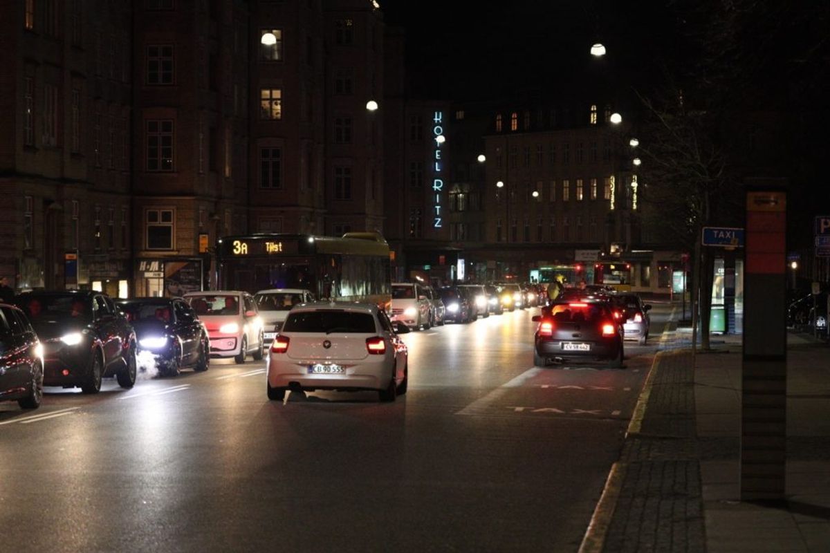 Kaotiske tilstande midt i Aarhus. Klik for flere billeder. Foto: Presse-fotos.dk
