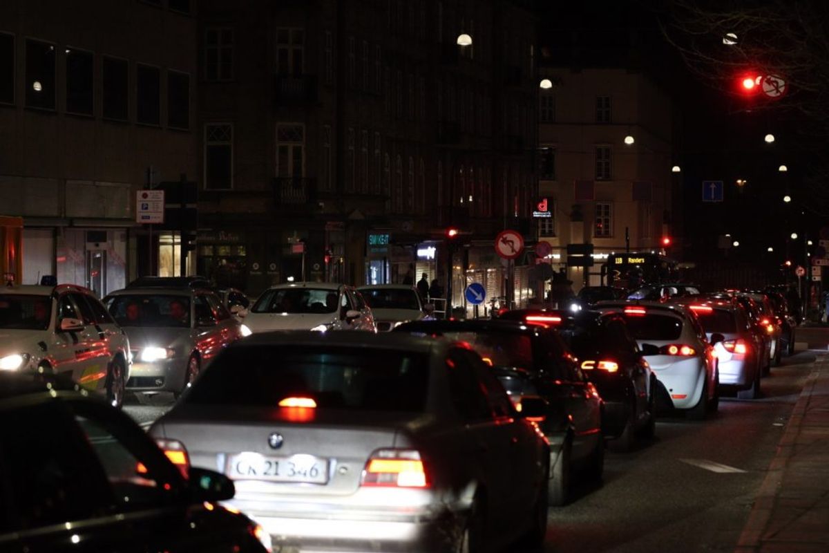 Kaotiske tilstande midt i Aarhus. Klik for flere billeder. Foto: Presse-fotos.dk