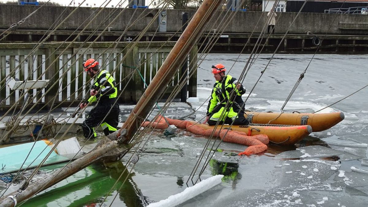 Et trist syn for en sømand. Klik for flere billeder. Foto: Øxenholt Foto