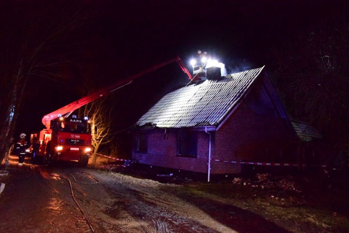Branden menes at være påsat. Foto: Øxenholt Foto