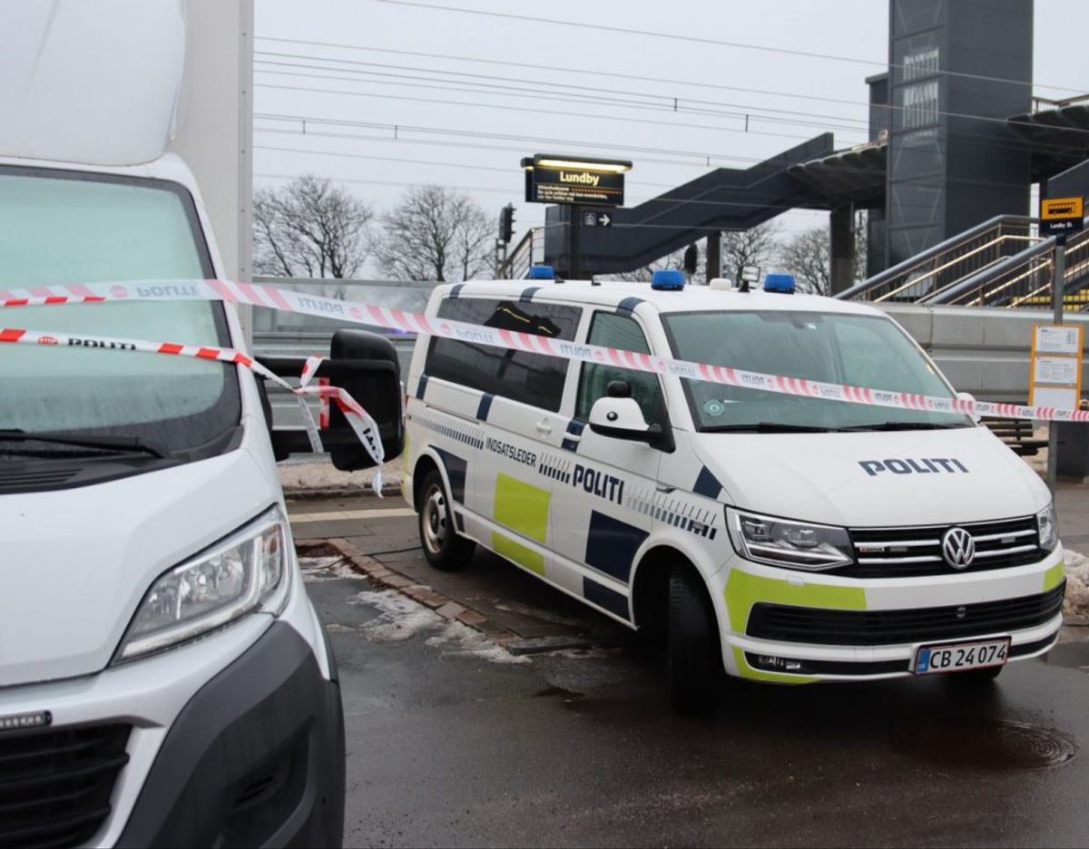 Politiet var massivt til stede på stationen. Foto: presse-fotos.dk