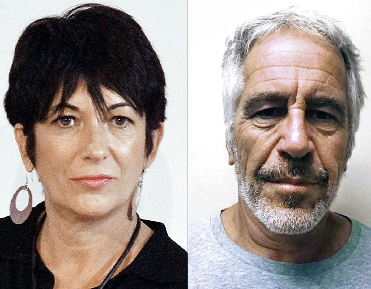 Ghislaine Maxwell her sammen med nu afdøde Jeffrey Epstein.
Foto: AFP/Handout