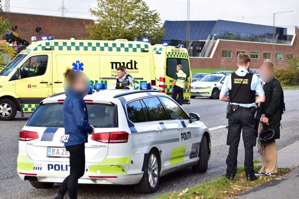 En 28-årig mand er tiltalt for uagtsomt manddrab. 6. oktober blev en 23-årig kvinde dræbt på Åby Ringvej i det vestlige Aarhus. Foto: Øxenholt Foto.