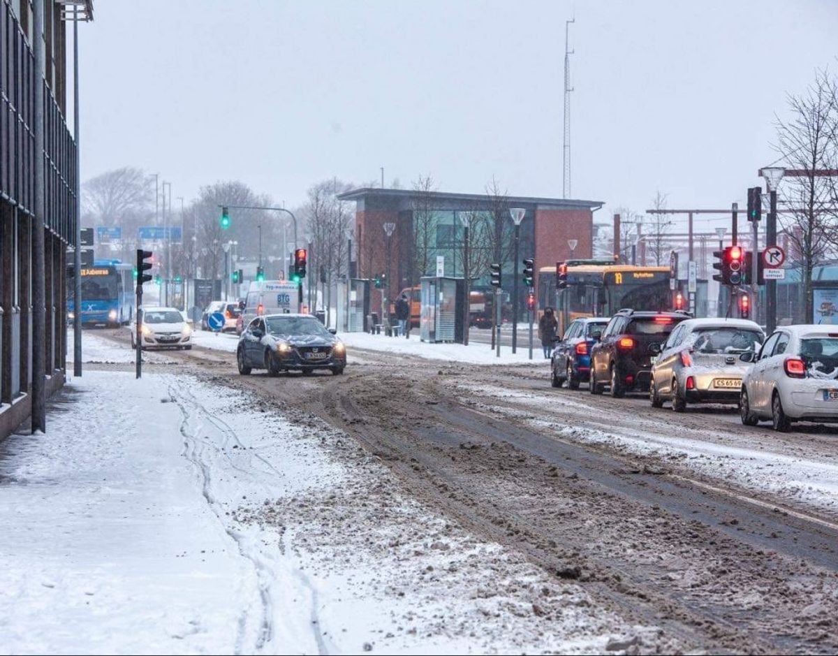 Snekaos i Esbjerg. Foto: Presse-fotos.dk. KLIK FOR FLERE BILLEDER.