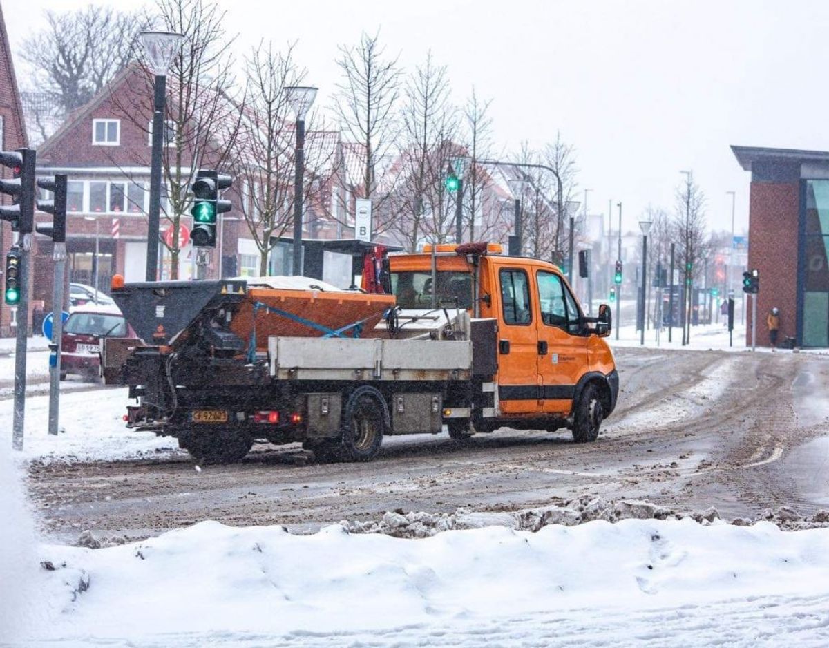 Snekaos i Esbjerg. Foto: Presse-fotos.dk. KLIK FOR FLERE BILLEDER.