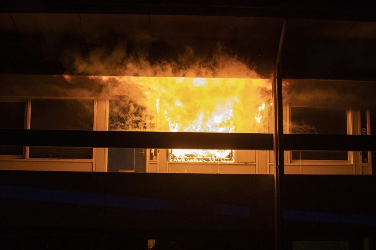 Der var voldsomme flammer, da manden vågnede. KLIK FOR FLERE BILLEDER. Foto: Rasmus Skaftved