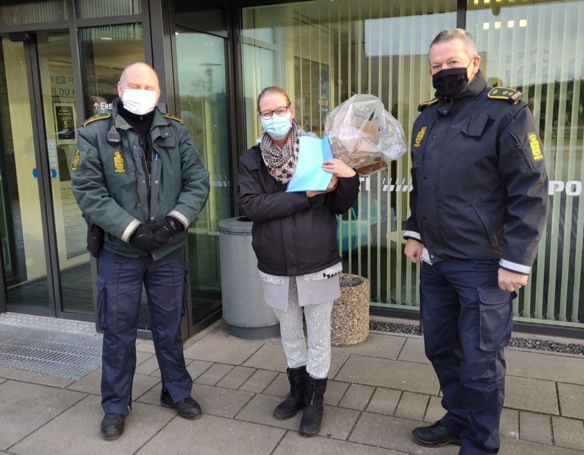 Ina Ritter blev anerkendt for sin modige bedrift af politiet. Foto: Nordjyllands Politi