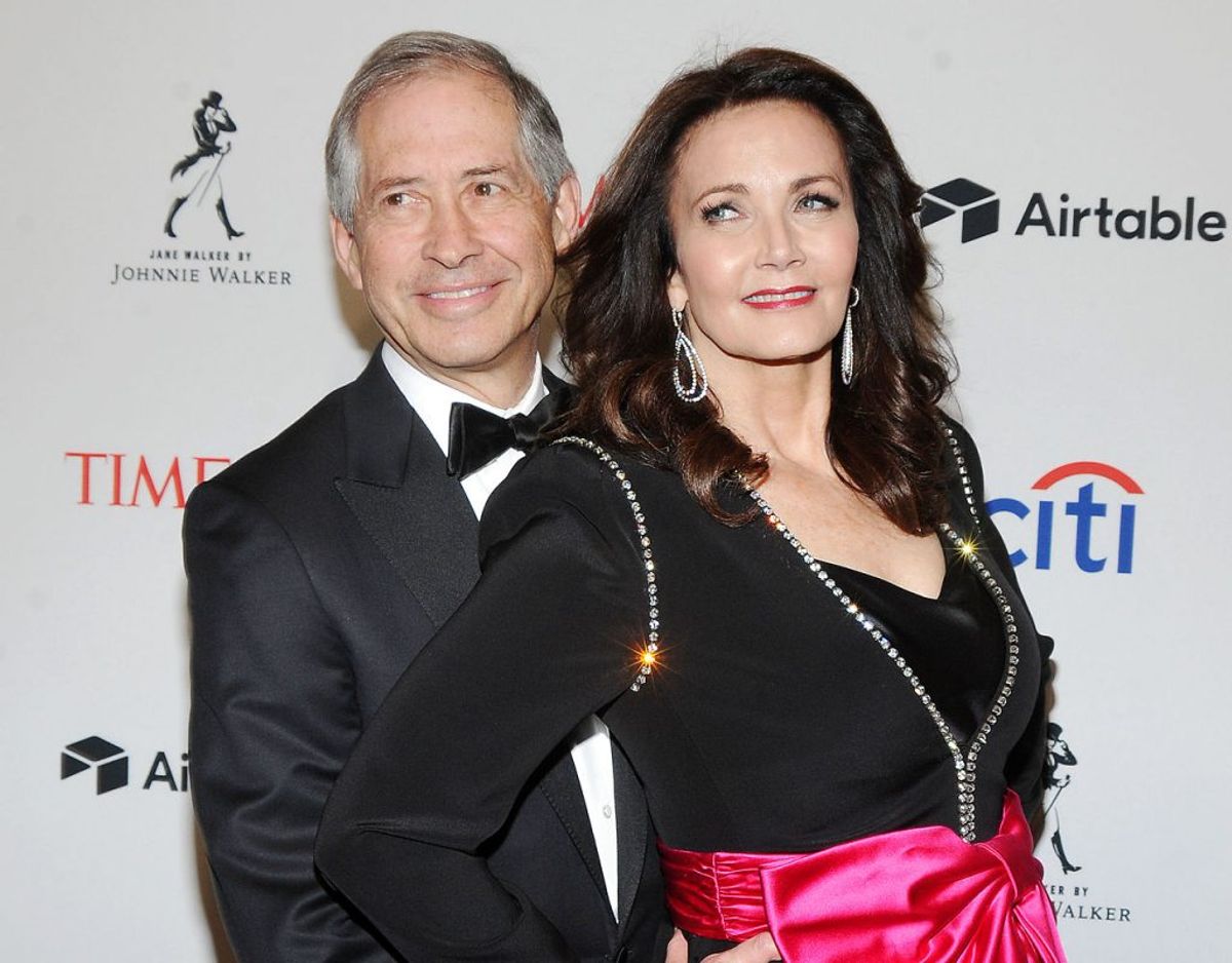 Robert A. Altman, her sammen med sin hustru Lynda Carter, døde onsdag den 3. februar på et hospital i Baltimore som følge af medicinske komplikationer. Foto: Broadimage/Shutterstock/Ritzau Scanpix.