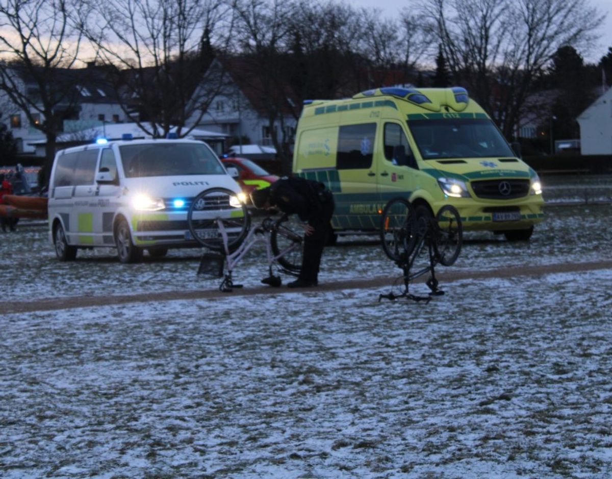 På et stisystem i nærheden fandt man endnu to cykler. Foto: Presse-fotos.dk. KLIK for mere.