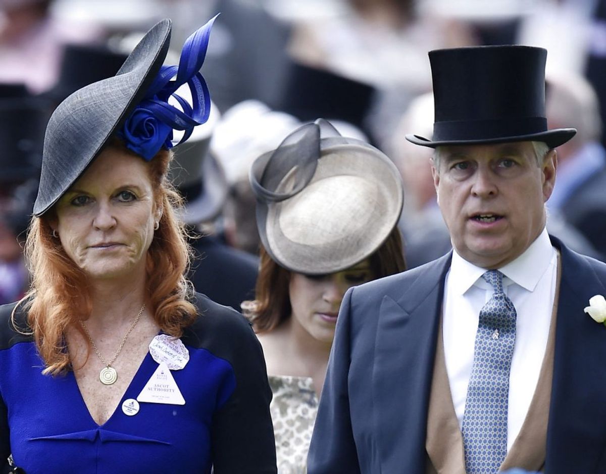 Men den lille drengs ankomst er skandaleramte prins Andrew og Sarah Ferguson før første gang blevet bedsteforældre. Klik videre for flere billeder. Foto: Scanpix/Reuters / Toby Melville Livepic