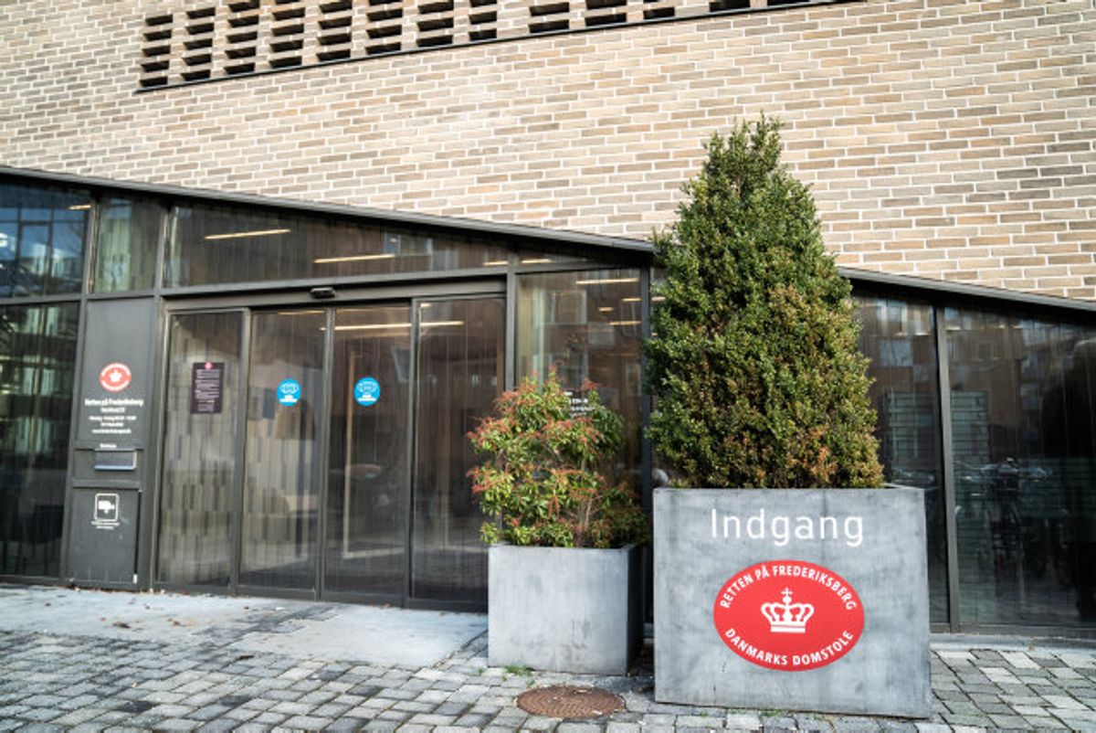 Med hængelåse og indvendig lås blev en kvinde holdt indespærret i mere end to år. Onsdag er hendes mand ved Retten på Frederiksberg idømt seks års fængsel og udvisning. (Arkivfoto) Foto: Emil Helms/Scanpix