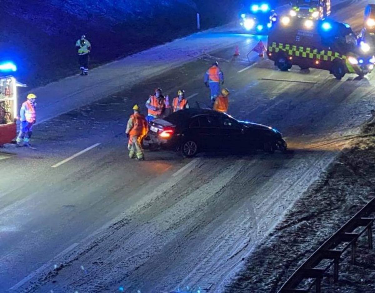 Årsagen til uheldet er onsdag morgen ukendt. Foto: Presse-fotos.dk. KLIK for mere.
