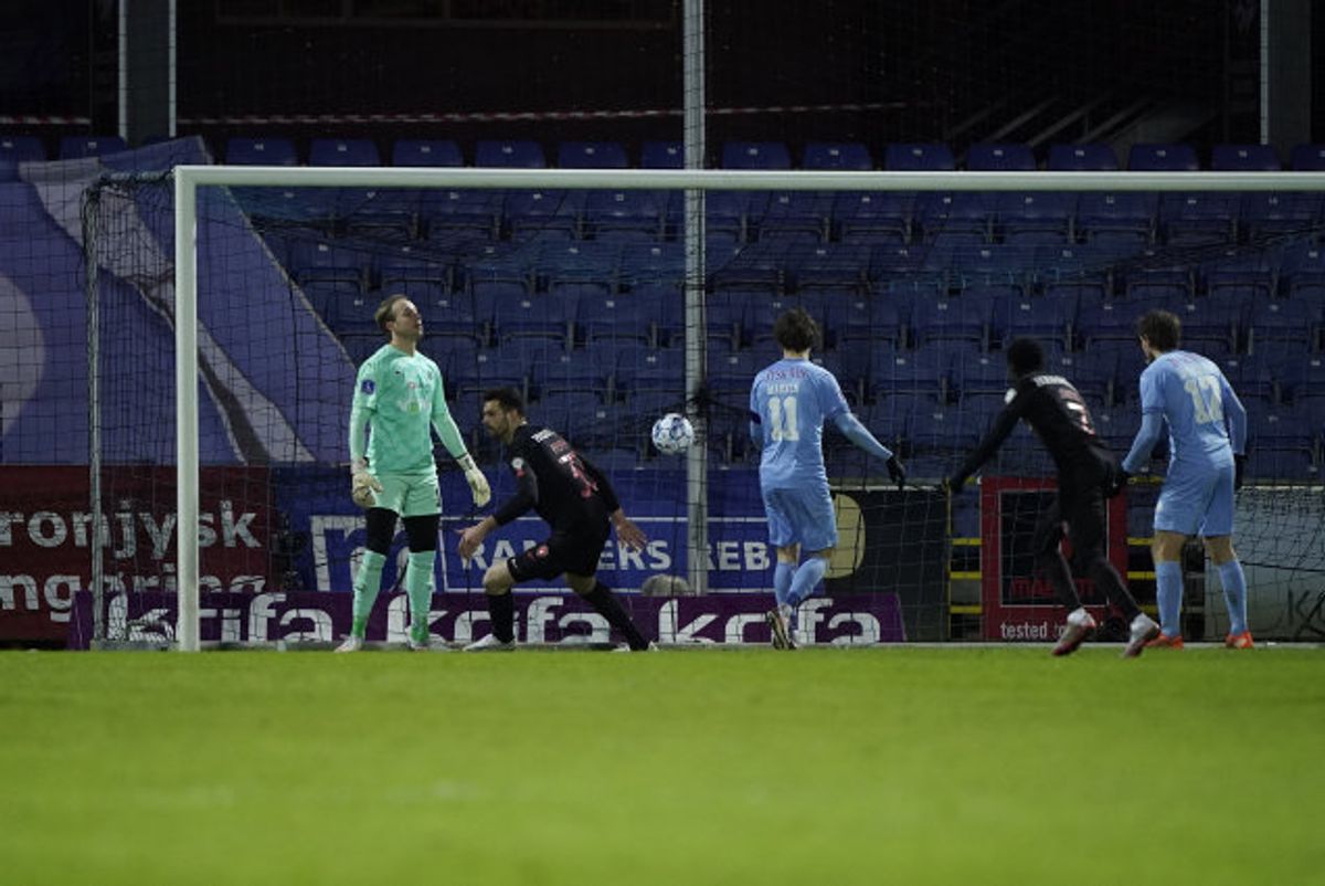 Luca Pfeiffer scorede sit første superligamål, da han bragte FC Midtjylland på 1-0 mod Randers. Senere udlignede kronjyderne, før midtjyderne alligevel vandt. Foto: Henning Bagger/Scanpix