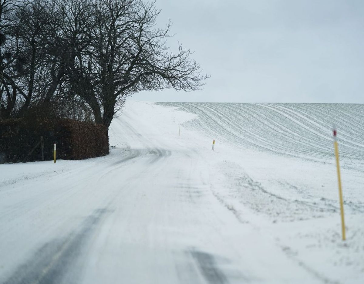 Politiet advarer fortsat om forholdene. KLIK FOR FLERE BILLEDER. Foto: Scanpix