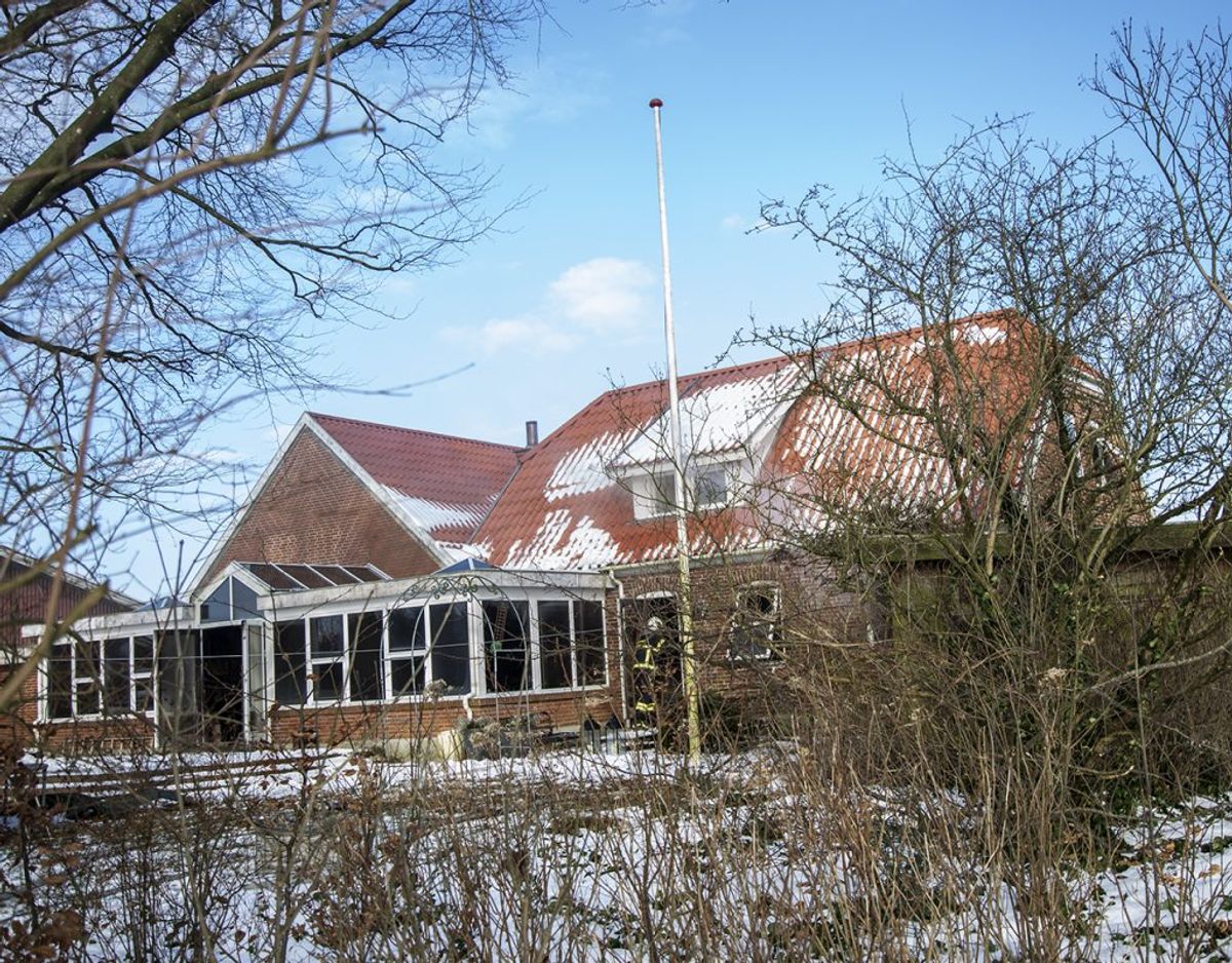 Der gik ild i et stuehus lørdag formiddag. Foto: René Lind Gammelmark