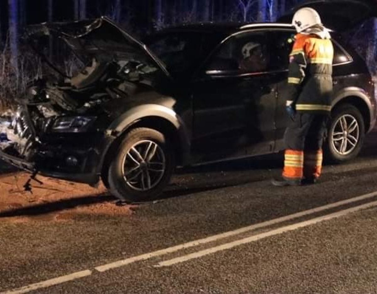 Ulykken er sket på Trekronervejen i Tingskoven, Fjerritslev omkring klokken 18.40. Foto: Øxenholt Foto.