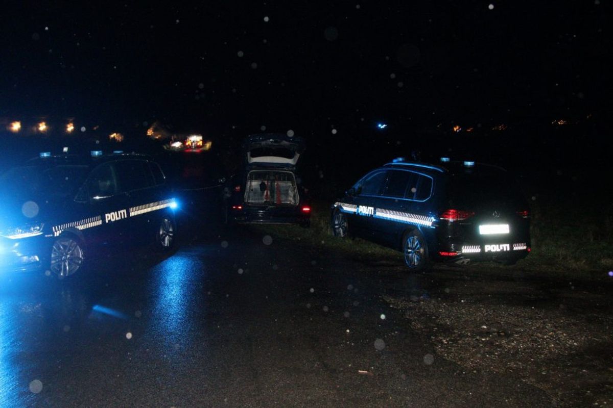 En 29-årig medarbejder på et bosted døde efter at være blevet stukket ned. KLIK for flere billeder. Foto: Presse-fotos.dk.