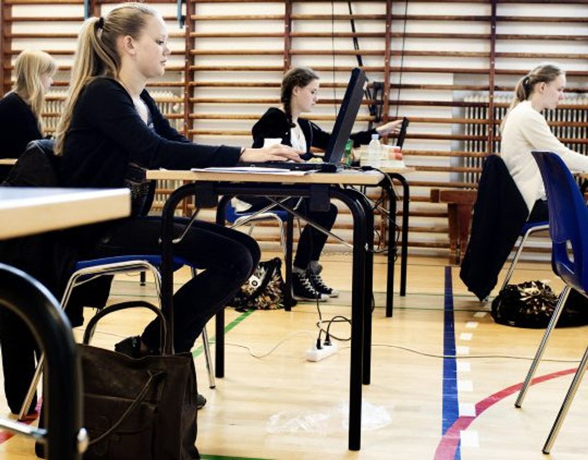 Der er stadig ikke klarhed over, hvad der kommer til at ske med sommerens eksamener for elever i folkeskolen og på ungdomsuddannelser. (Arkivfoto.) Foto: Linda Kastrup/Scanpix