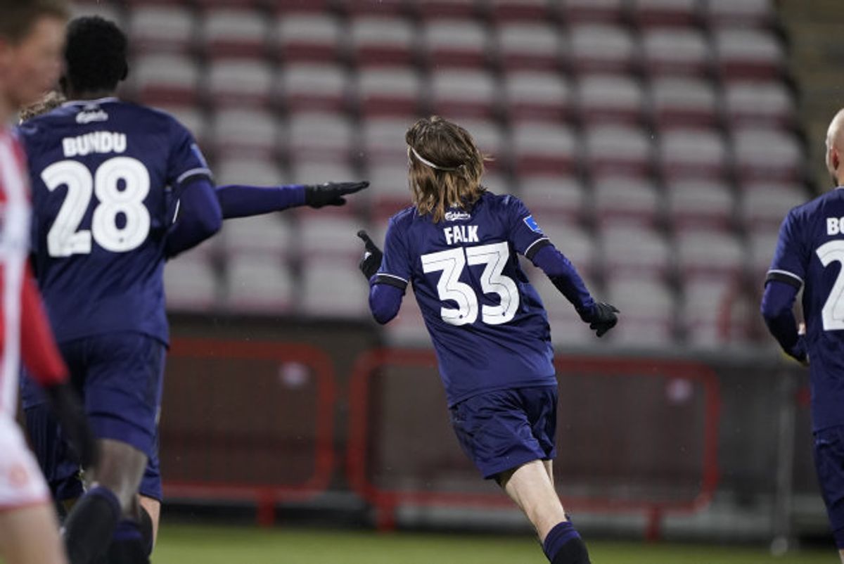 FC København kom tilbage fra 0-2 og vandt kampen ude mod AaB med 3-2. Rasmus Falk scorede det afgørende mål til slut. Foto: Henning Bagger/Scanpix