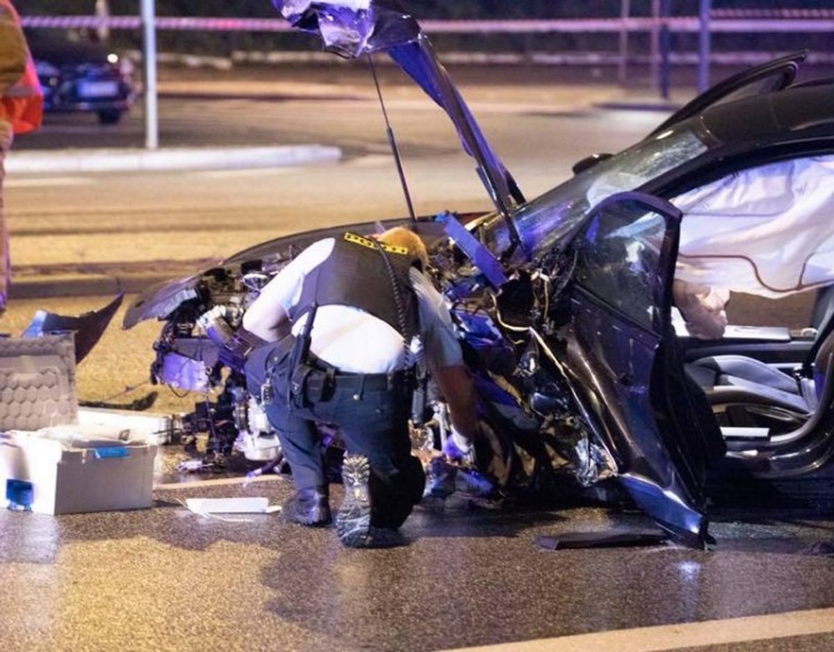 En 35-årig betjent mistede i juli 2019 livet på Langebro på grund af vanvidskørsel. KLIK for flere billeder. Foto: Presse-fotos.dk.