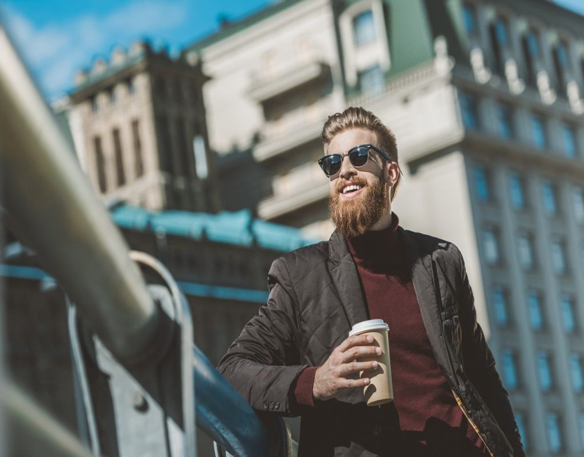 Lad være med at køb en masse smart kaffe på farten. Lav i stedet en termokop hjemmefra. Foto: Colourbox