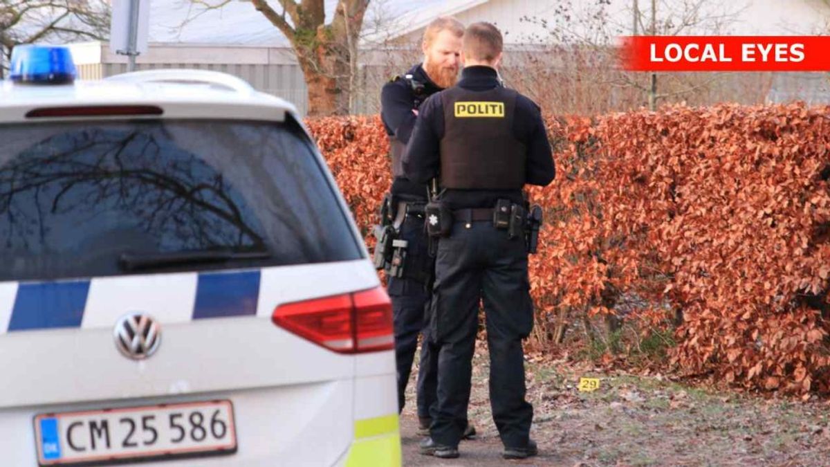 Politiet bevogter gerningsstedet i Køge. Foto: Local Eyes
