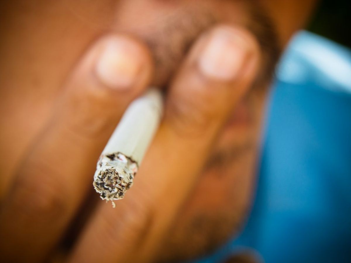 Cigaretter har også et højt indhold af cadmium, men det er naturligvis ikke det eneste skidte, de indeholder…