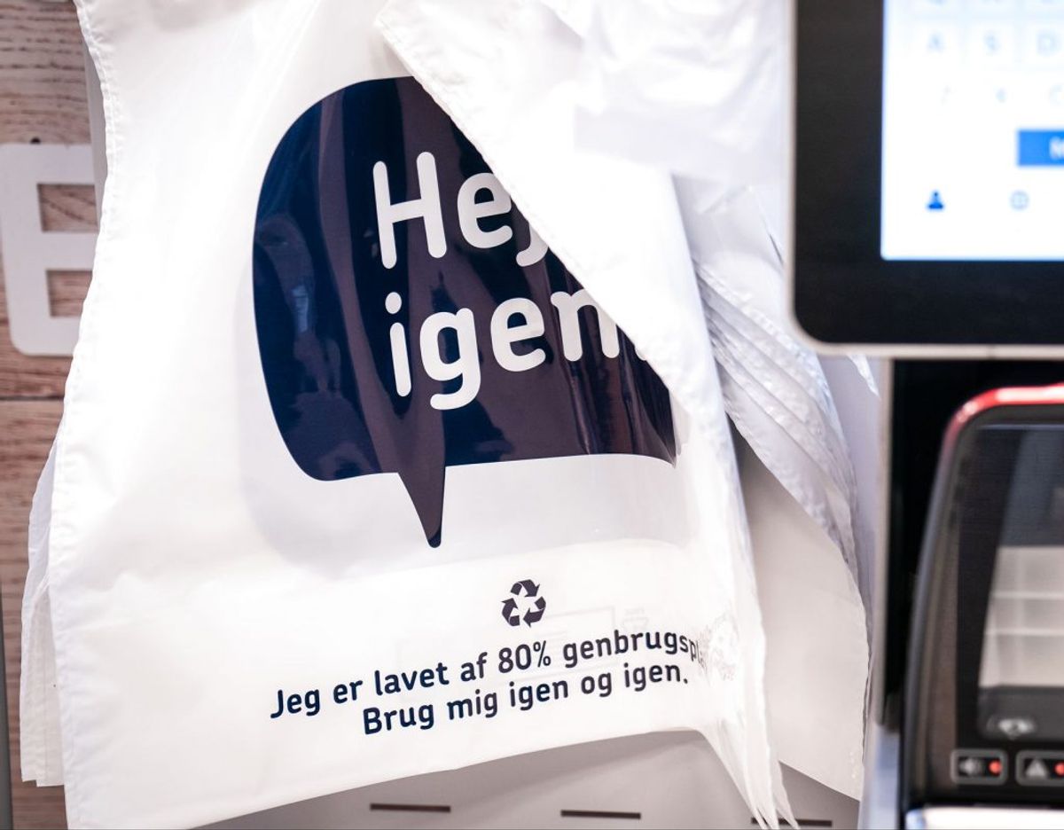 En plastikpose skal fra 1. januar 2021 koste minimum fire kroner uanset, hvilken type butik, du køber den i.(Foto: Niels Christian Vilmann/Ritzau Scanpix)