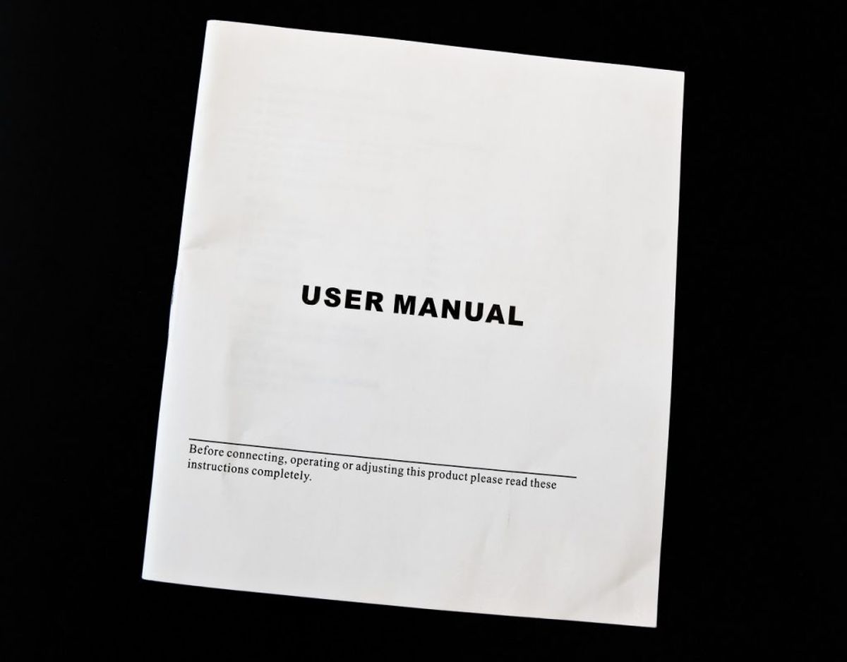 Manualer følger med til nærmest alt, som man køber efterhånden, men hånden på hjertet er det de færreste, som nogensinde får slået op i en manual. Foto: Colourbox