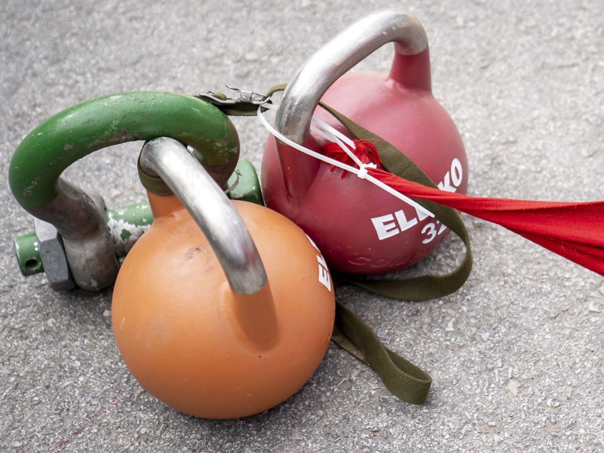 En undersøgelse har vist, at der kunne findes en forkølelses-vira på 63 procent af træningsudstyr i et fitnesscenter. Har man det hjemme, gemmer det også på bakterier. Foto: Mads Claus Rasmussen/Ritzau Scanpix